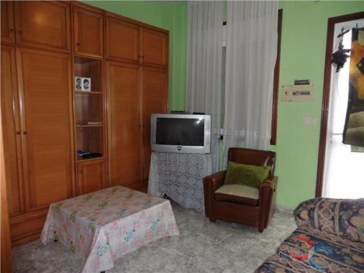 For sale of house in Ourense