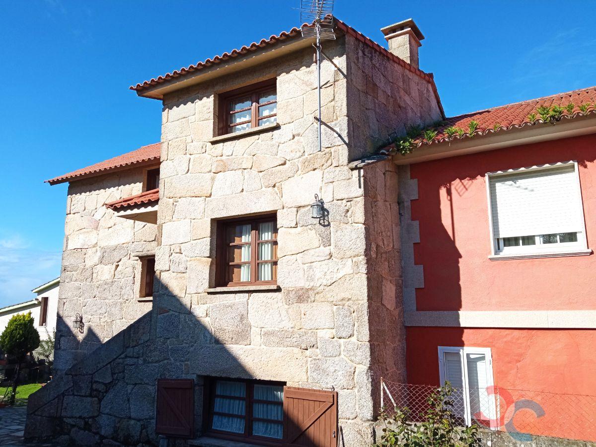 For sale of house in Bueu