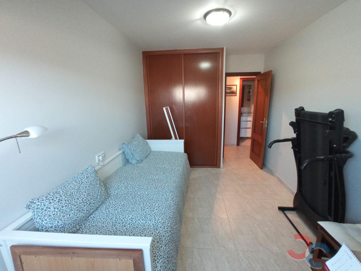 For sale of apartment in Bueu