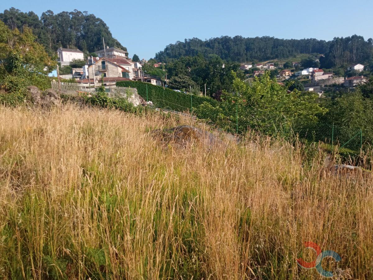 For sale of land in Marín