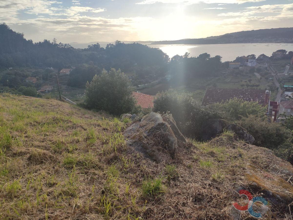 For sale of land in Marín