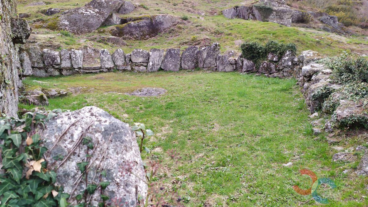 Venta de terreno en Cotobade