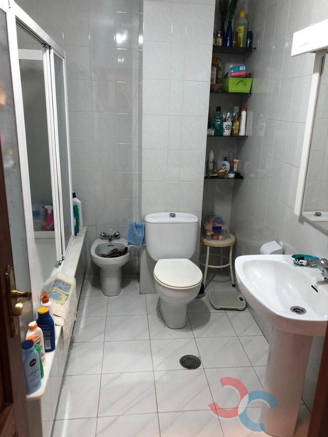 For sale of flat in Poio