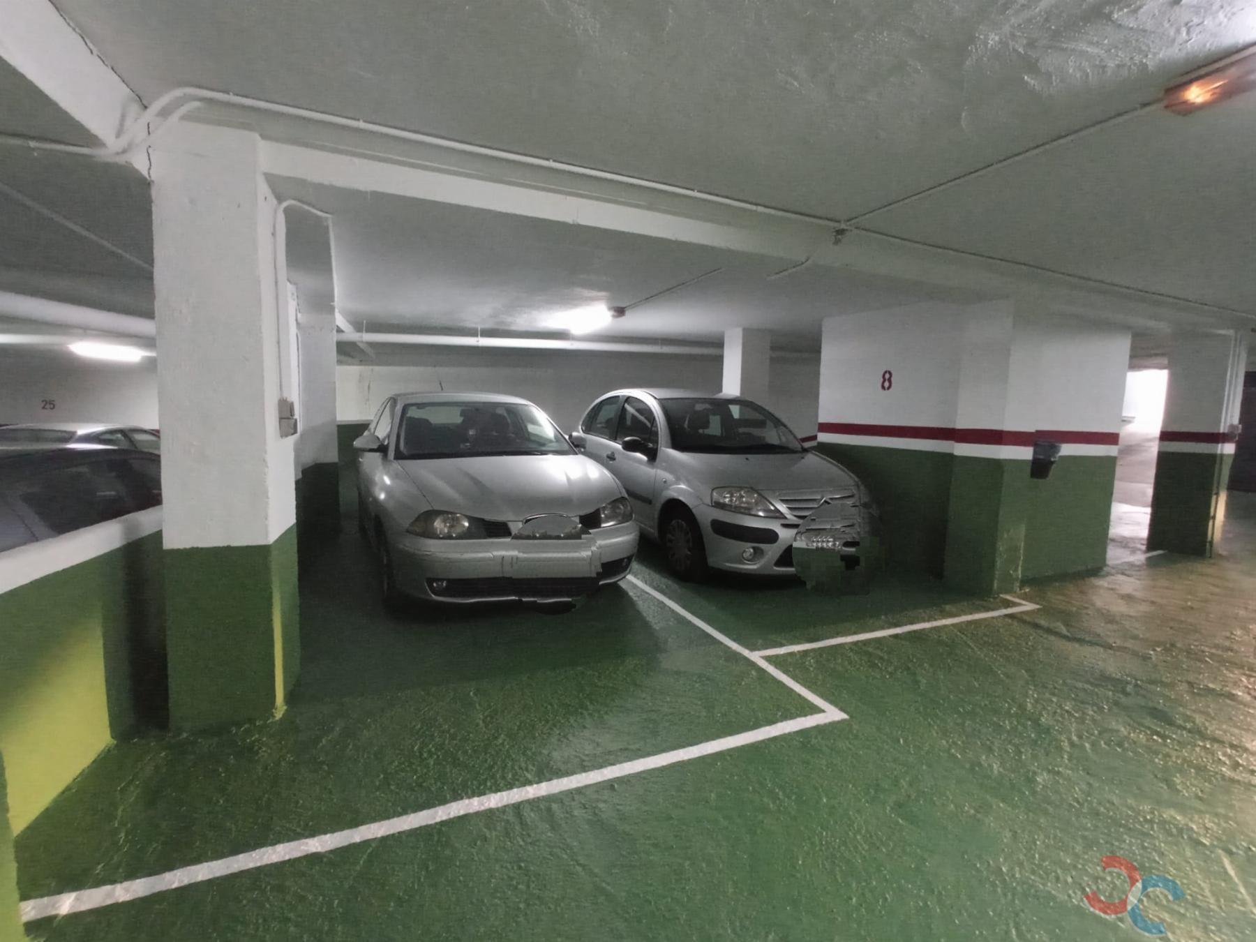 For sale of garage in Marín