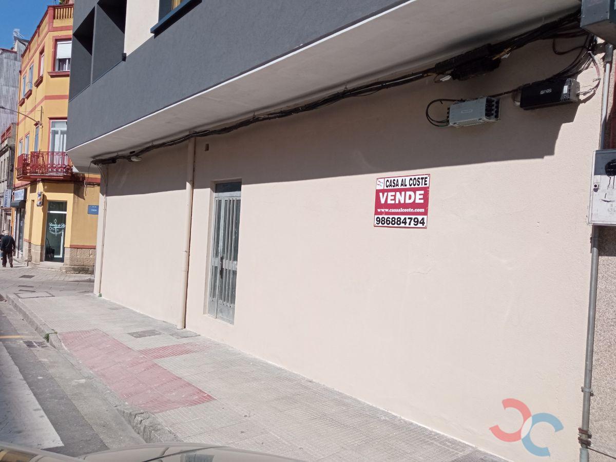 Venta de local comercial en Marín