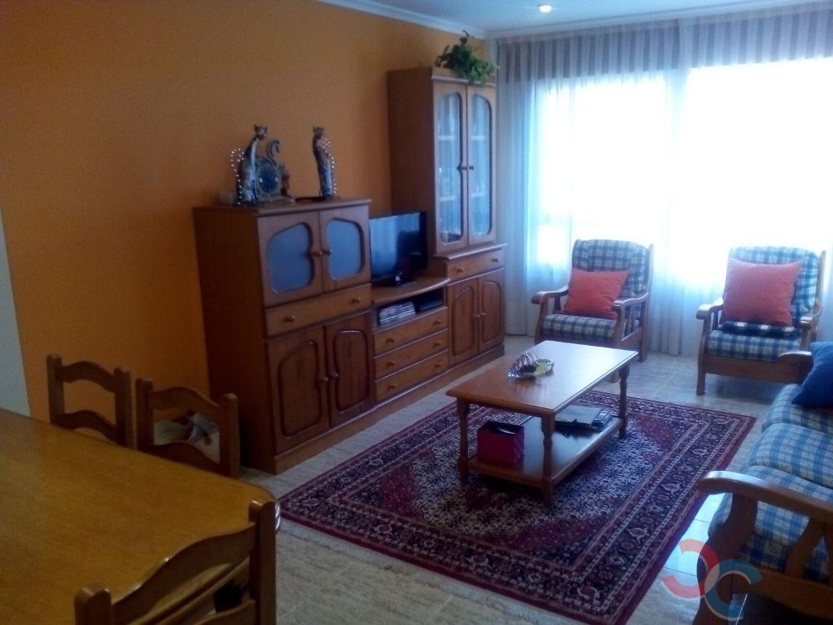 For sale of flat in Poio