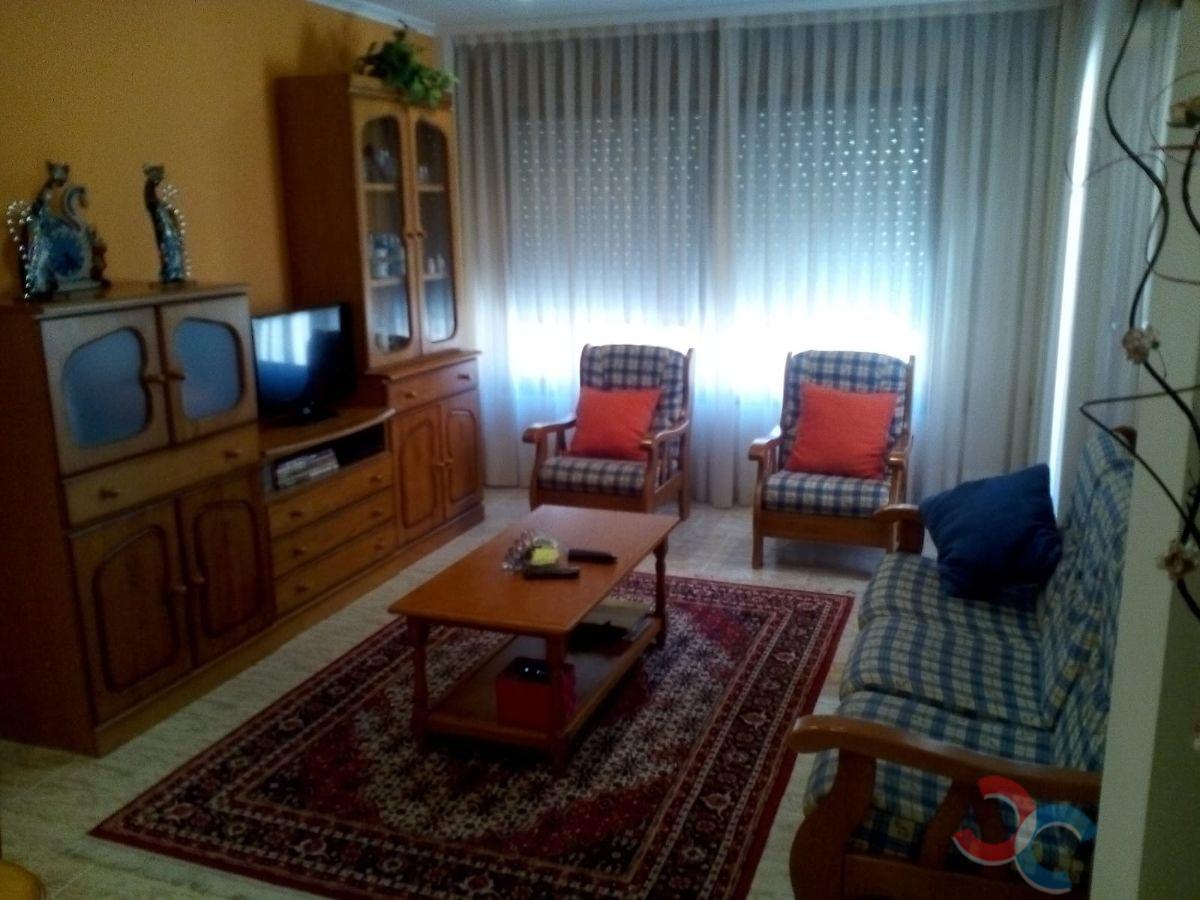 For sale of flat in Poio