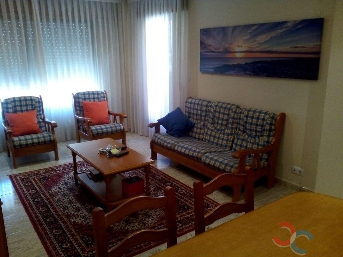 For sale of flat in Poio