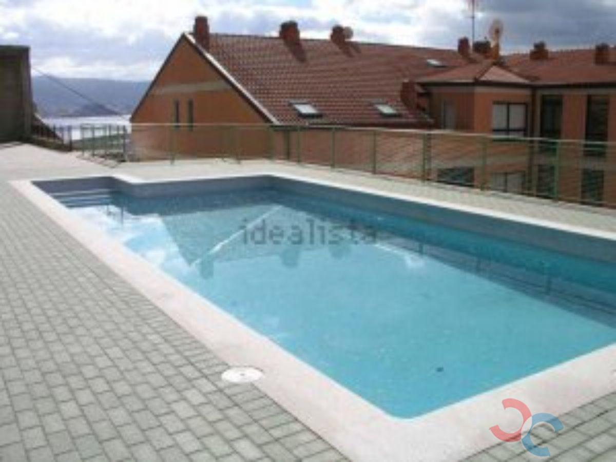 For sale of flat in Poio