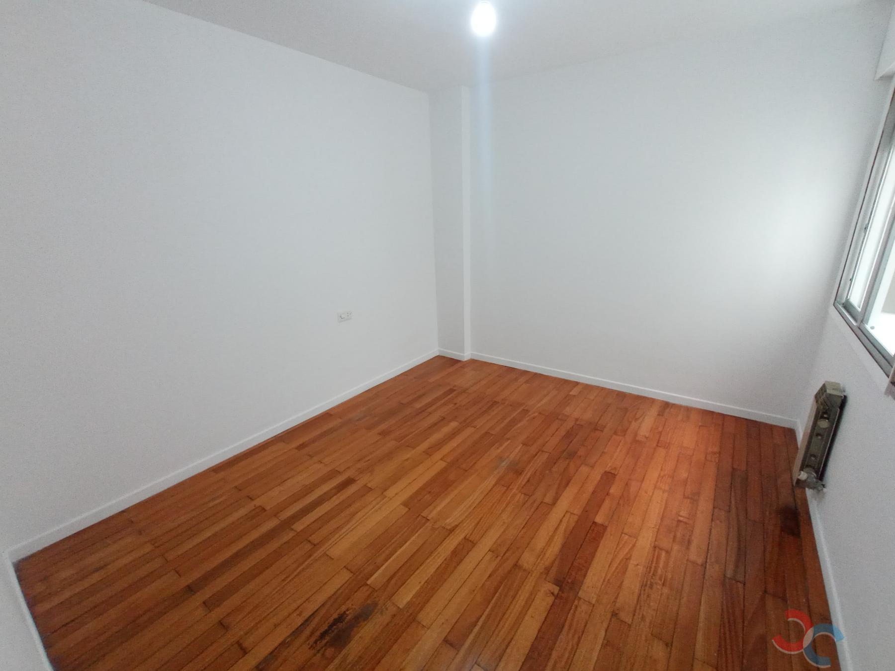 For sale of flat in Marín