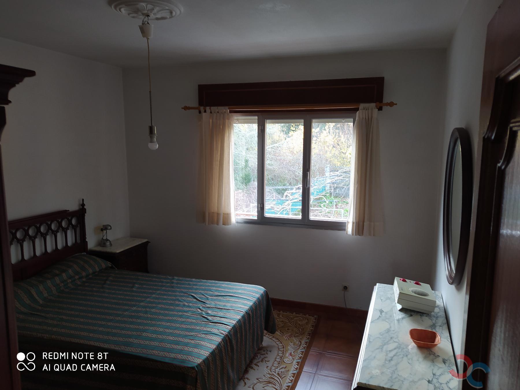 For sale of house in Portas