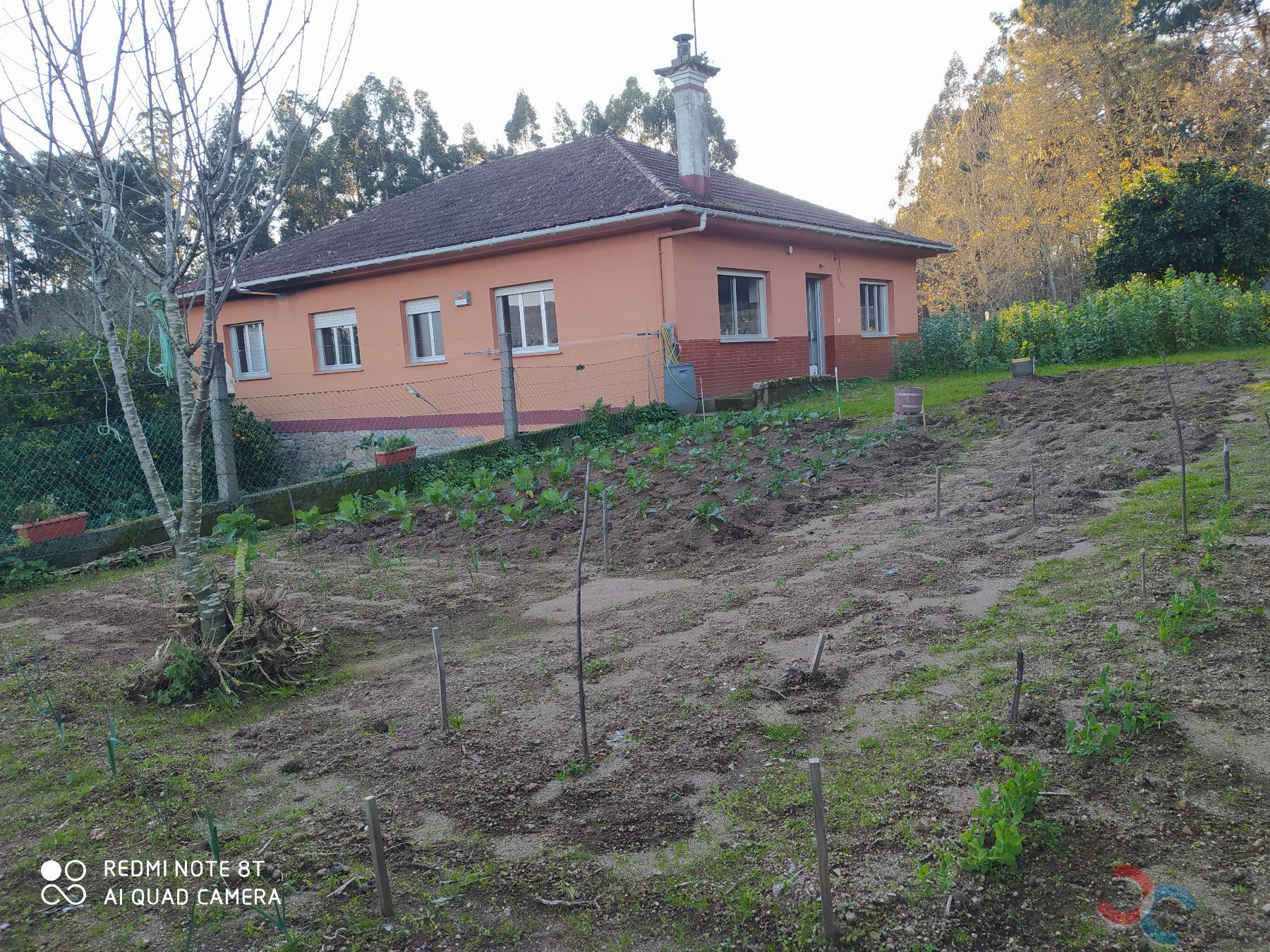 For sale of house in Portas