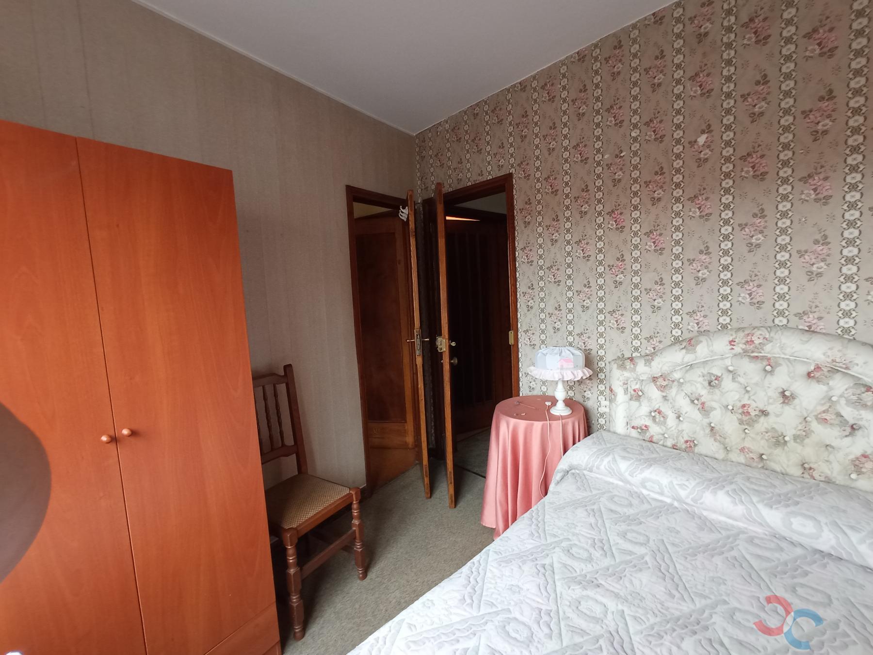 Venda de casa em Marín