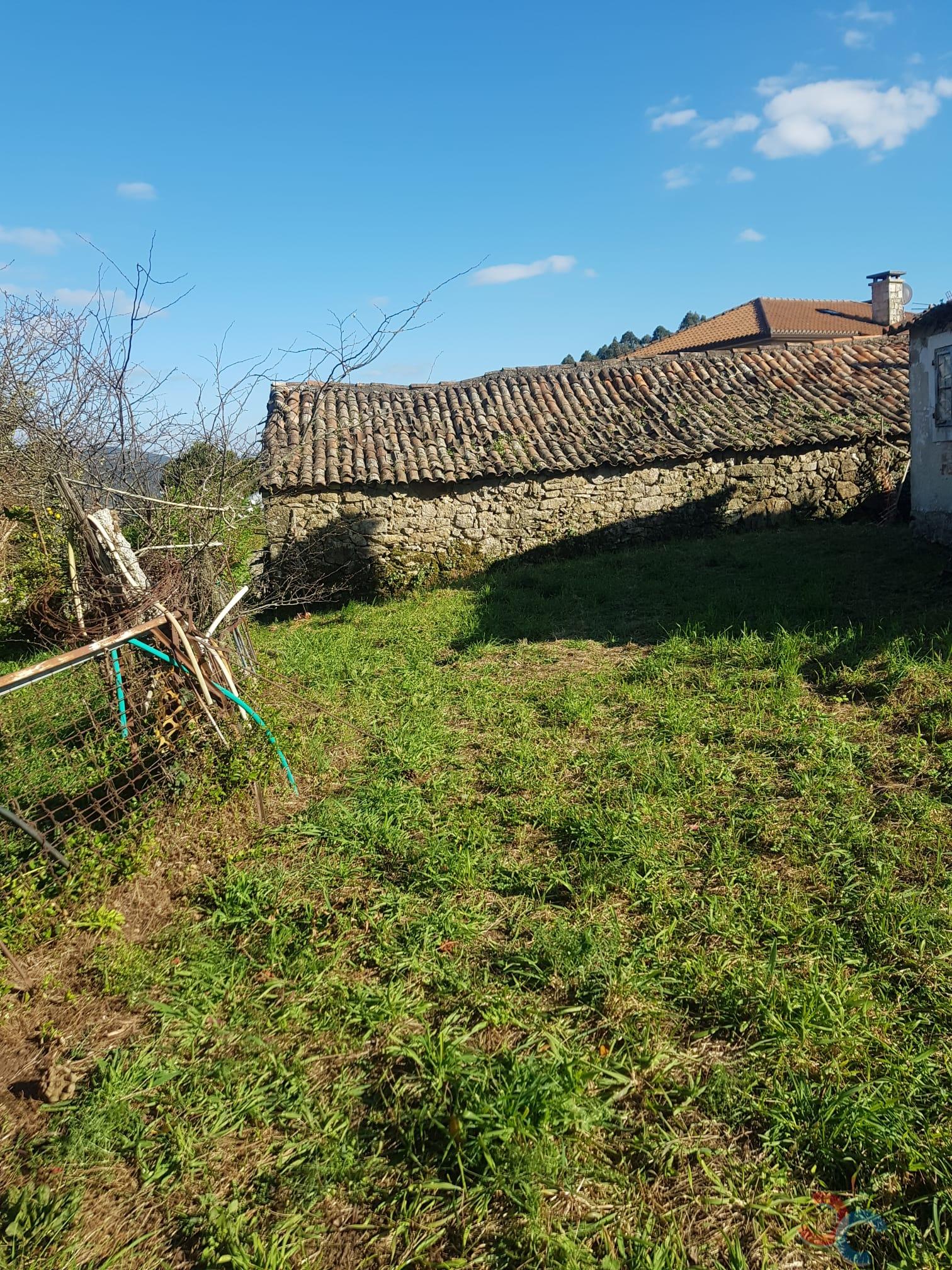 Terreno en venta en FONTE DE CURRO, Barro