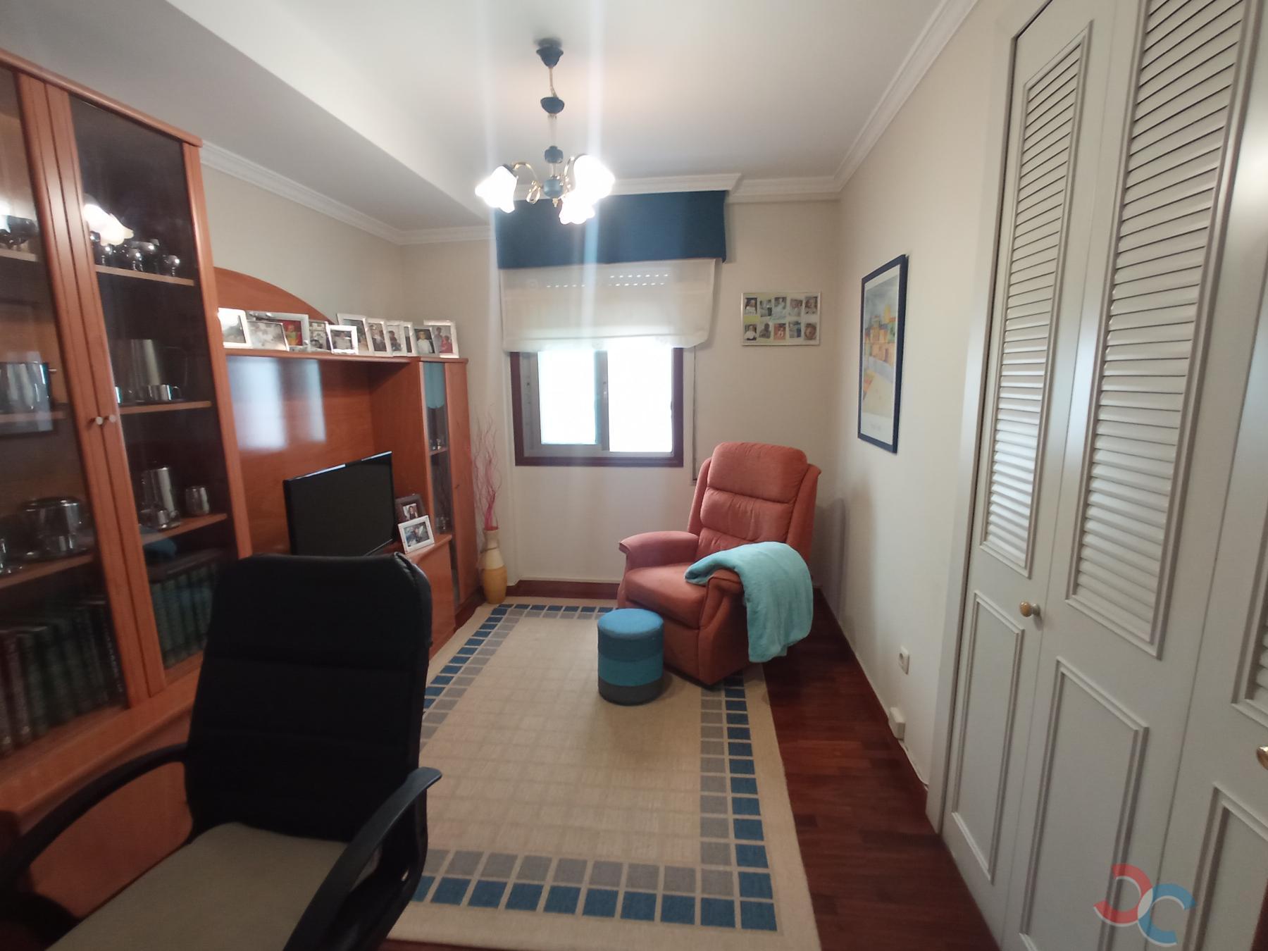 For sale of flat in Marín