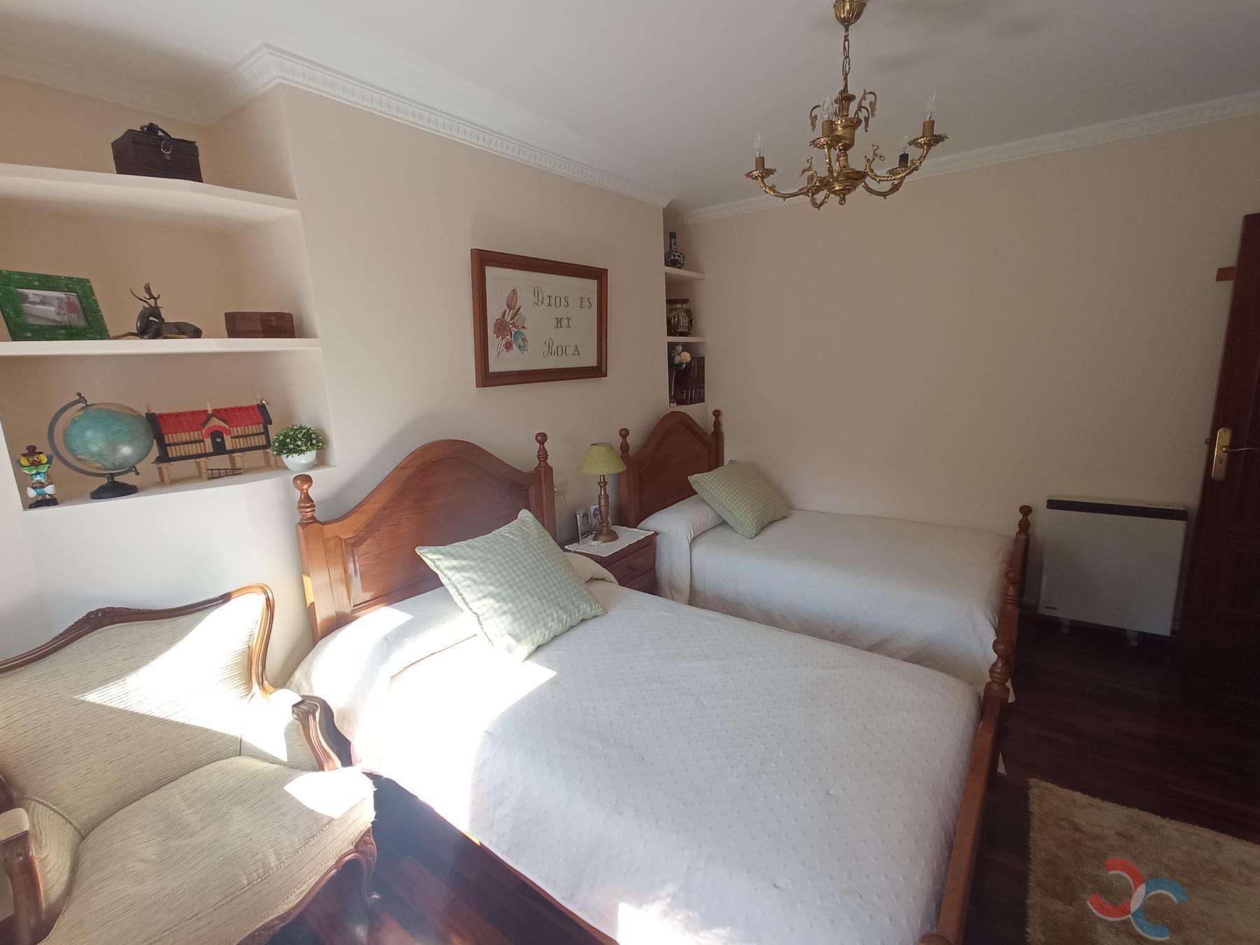 For sale of flat in Marín