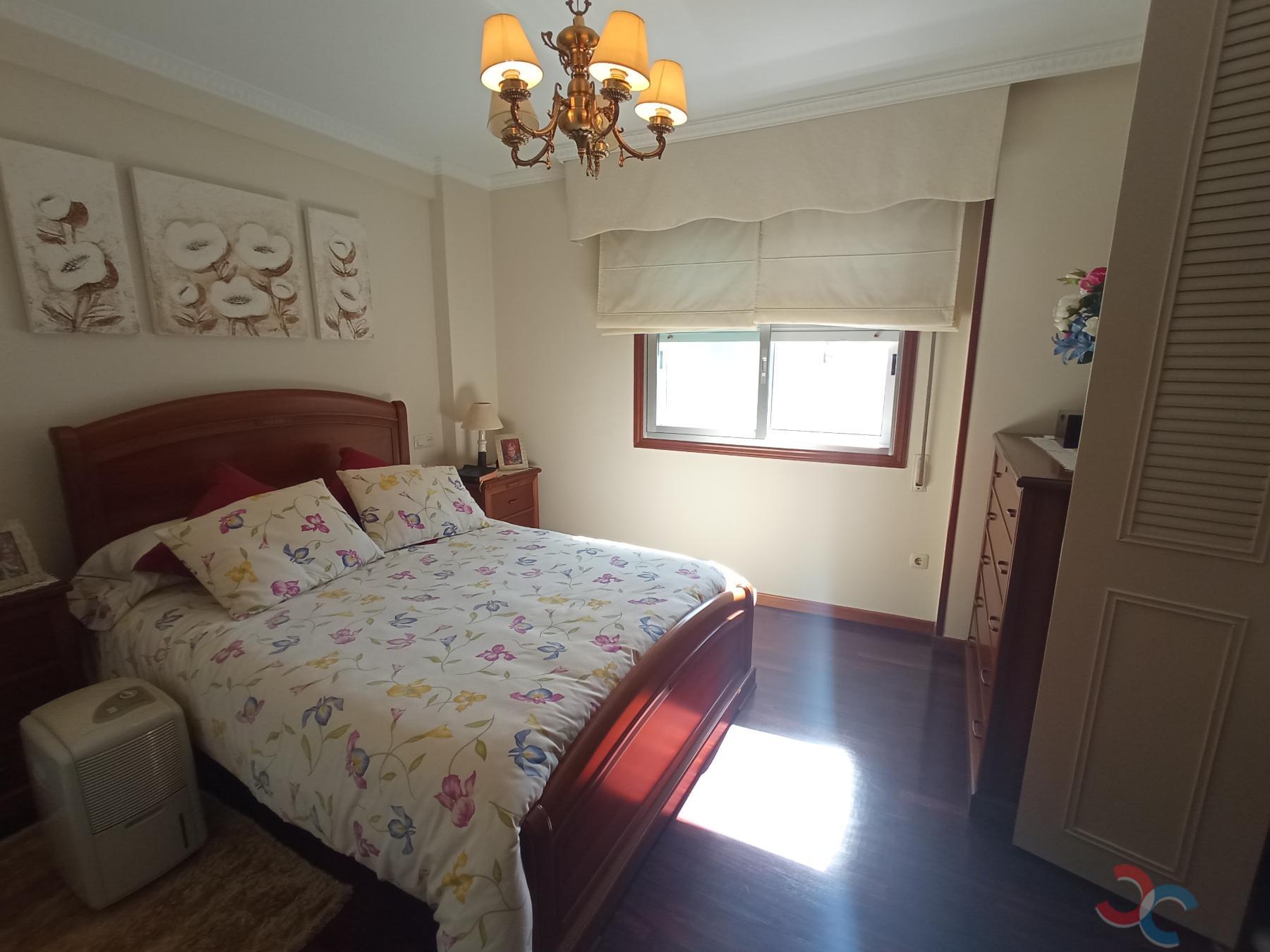 For sale of flat in Marín