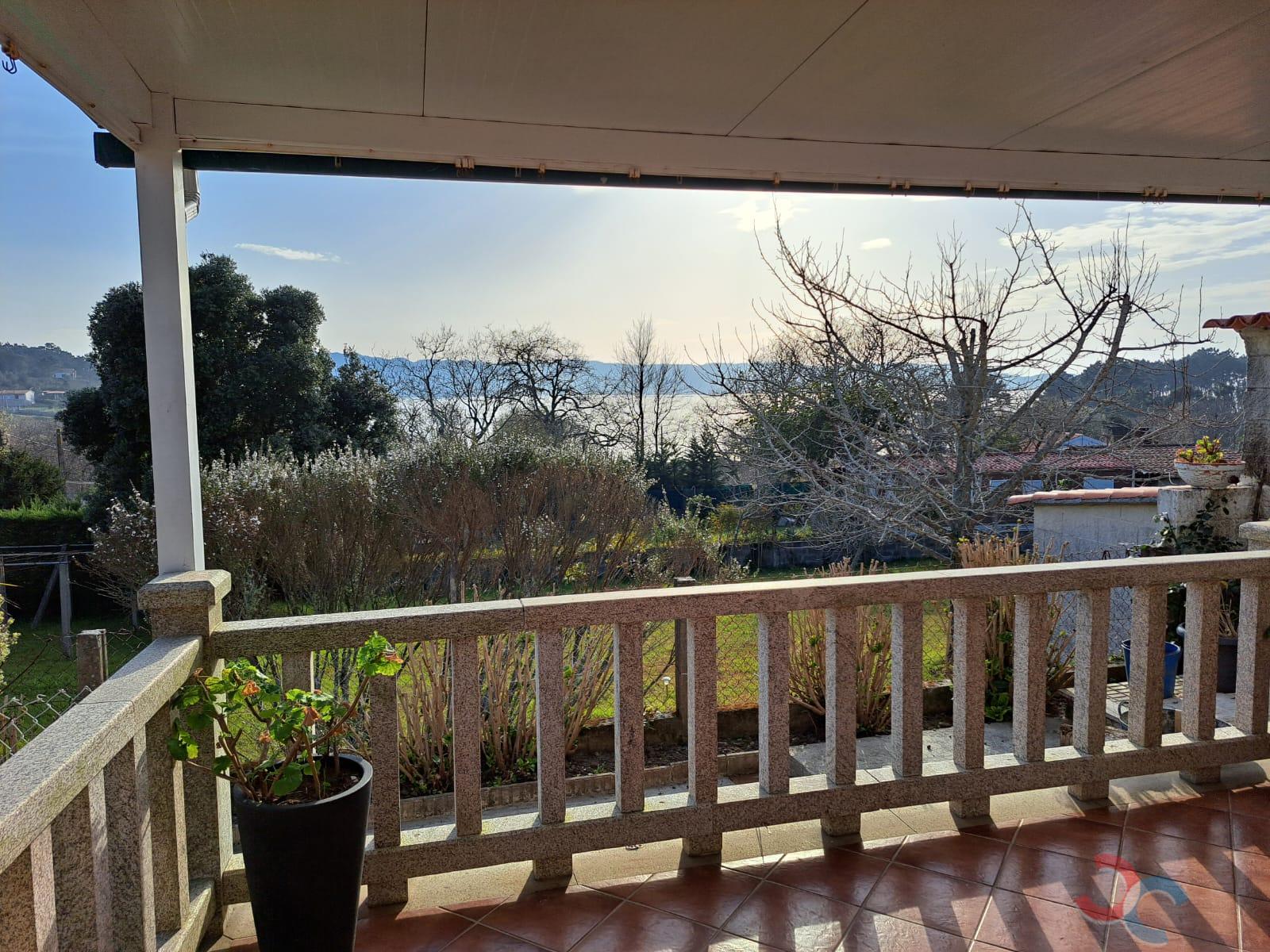For sale of house in Bueu