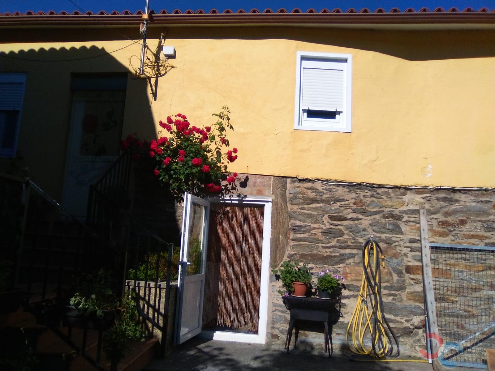 For sale of house in Forcarei