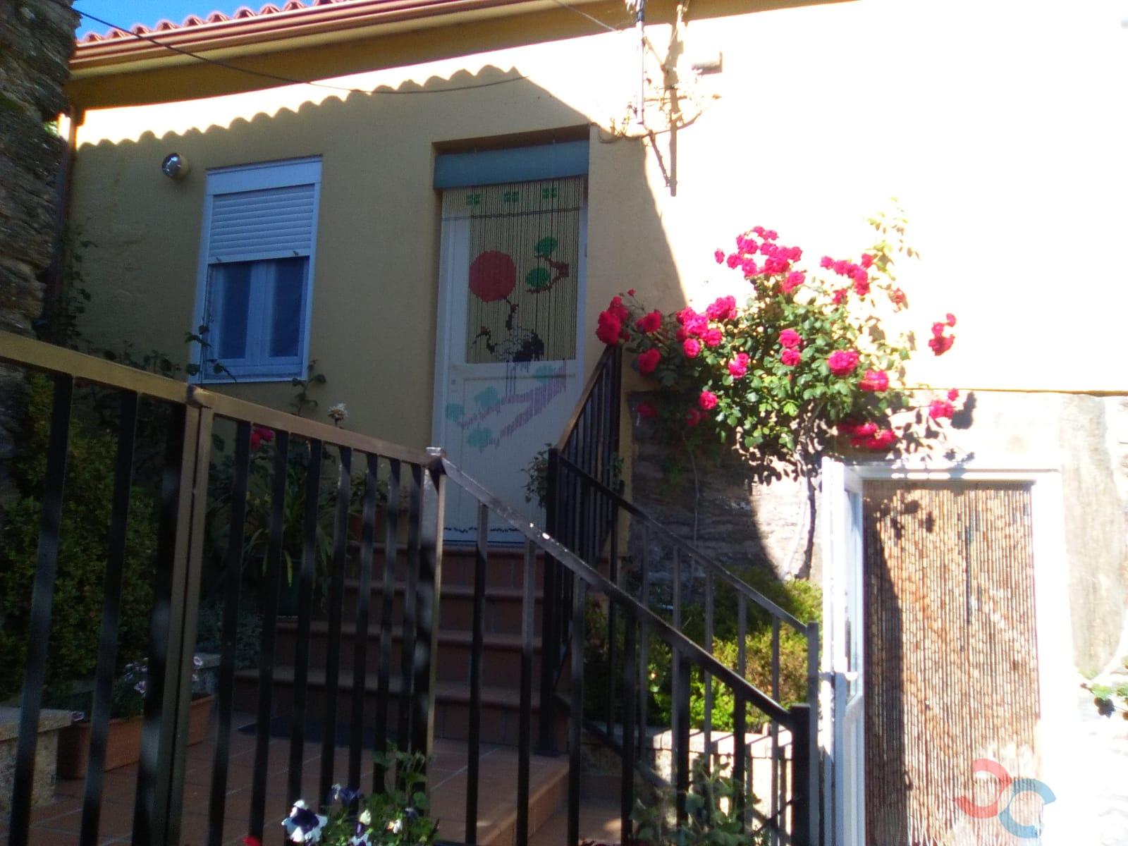 For sale of house in Forcarei