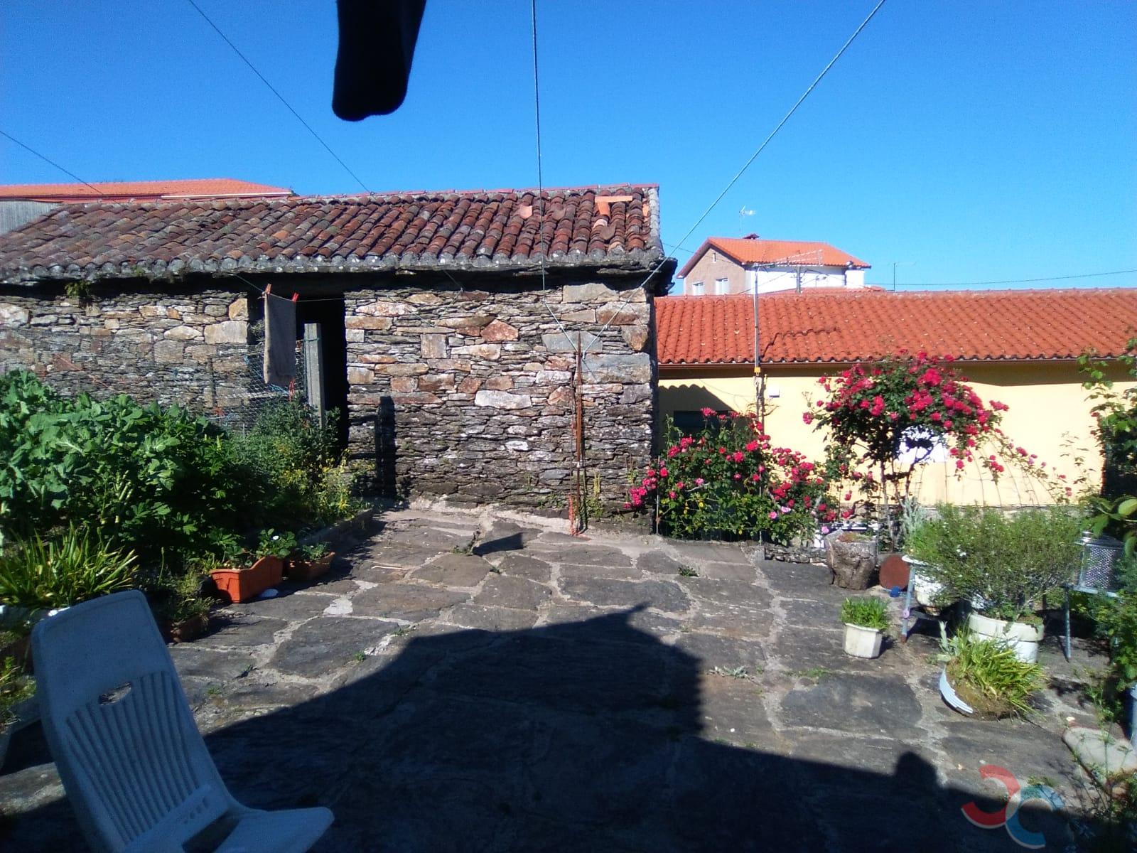 For sale of house in Forcarei