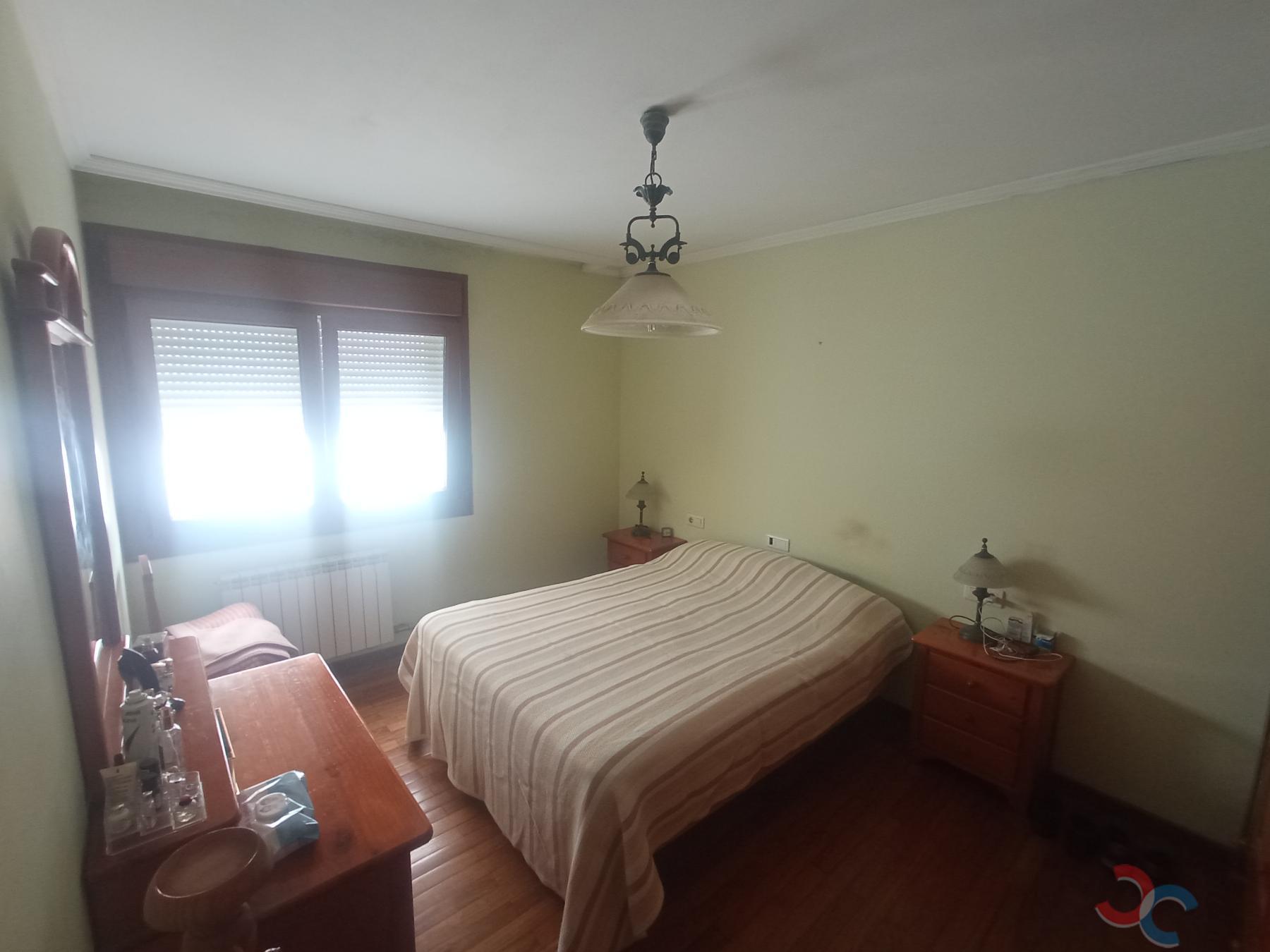 For sale of flat in Marín