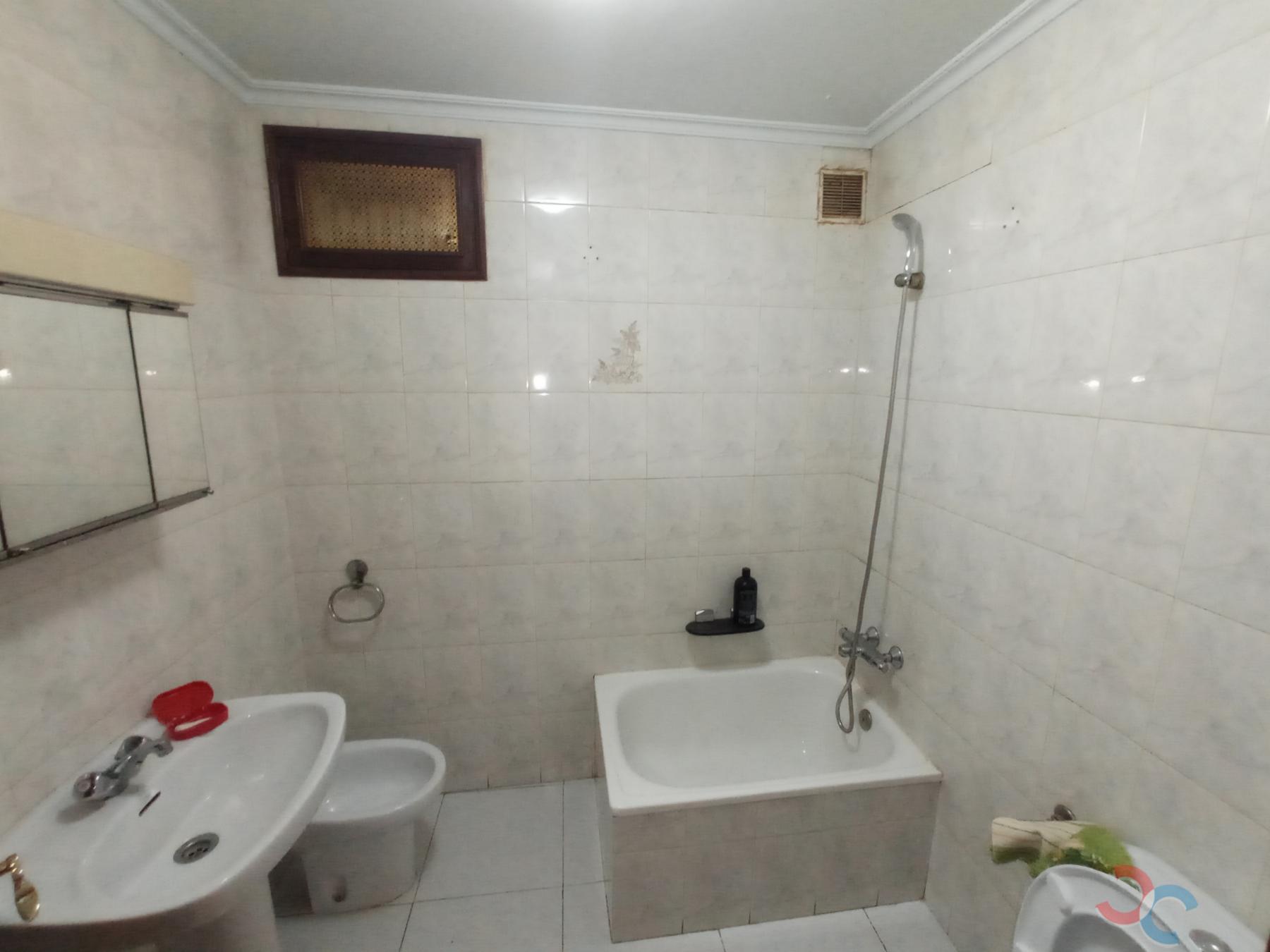For sale of flat in Cangas