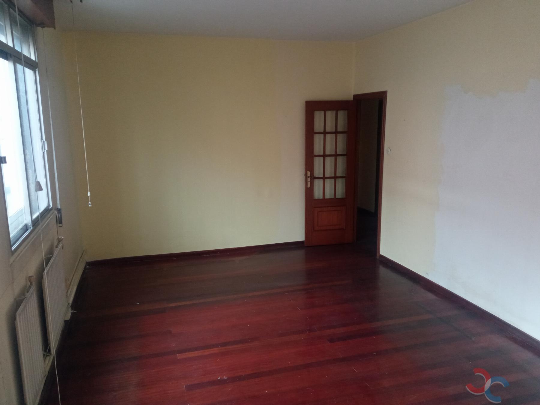 For sale of flat in Marín