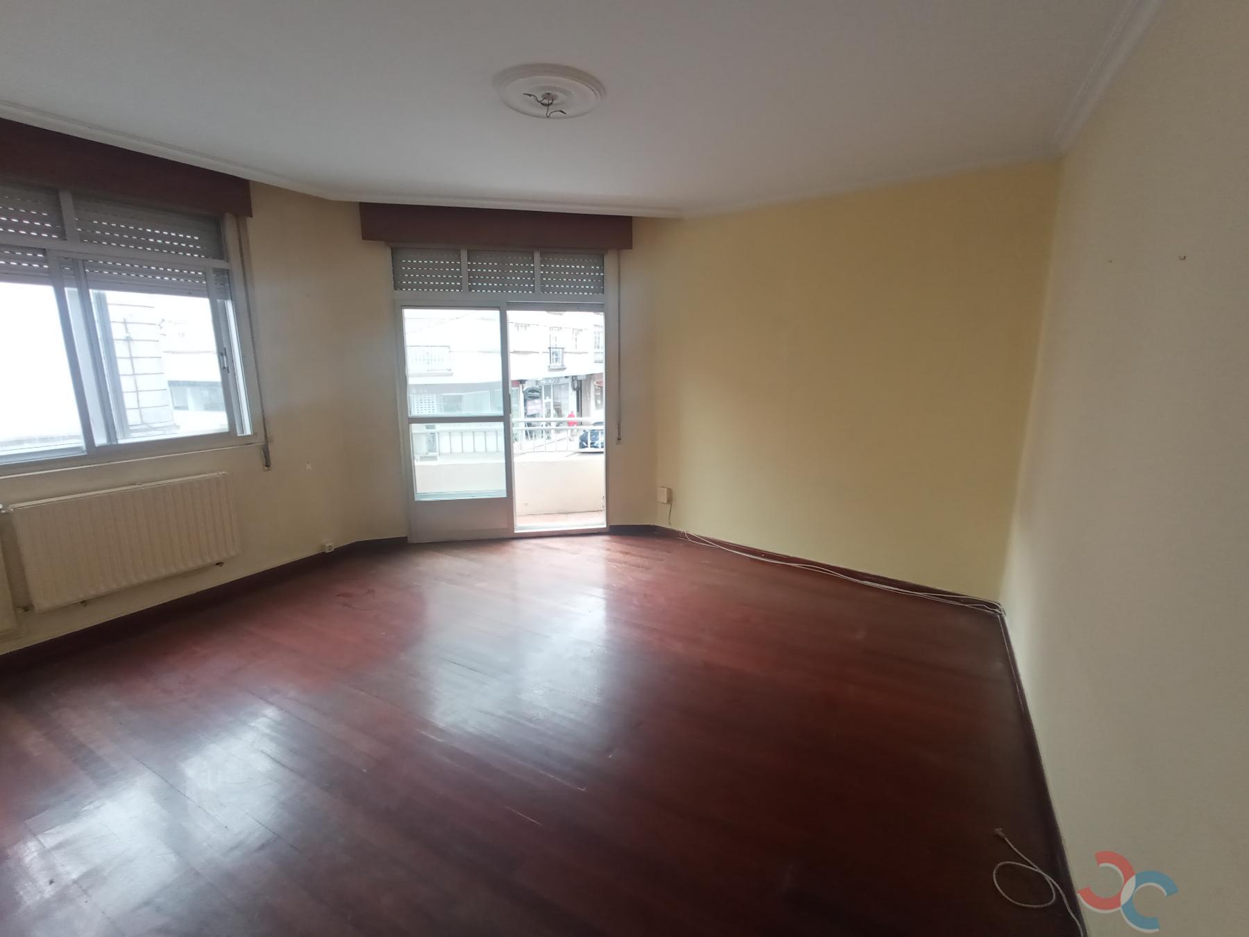 For sale of flat in Marín