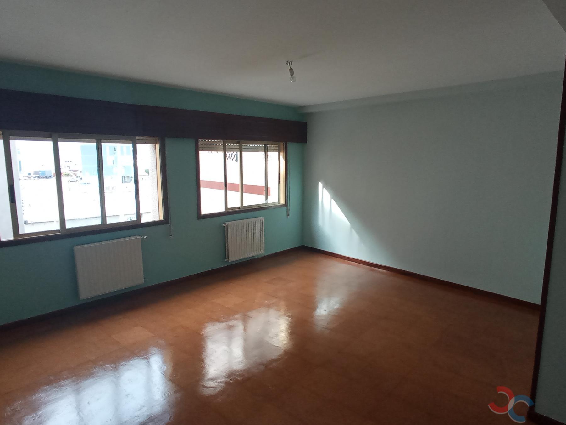 For sale of flat in Marín