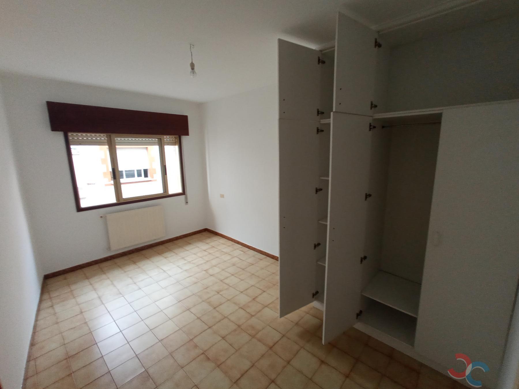 For sale of flat in Marín