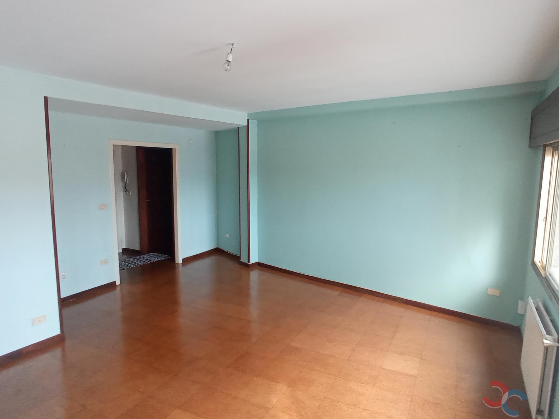 For sale of flat in Marín