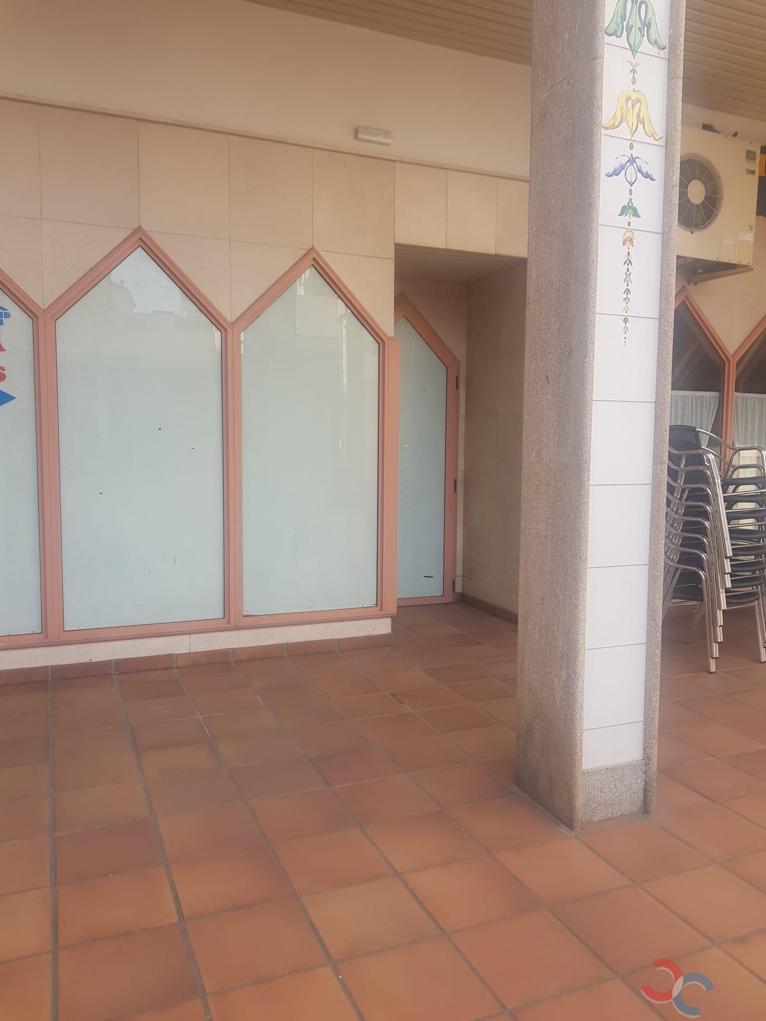 For sale of commercial in Marín