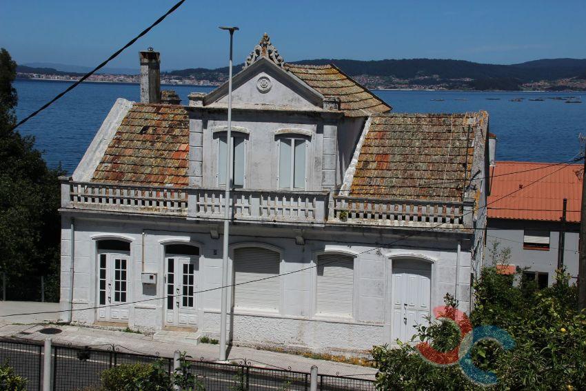 Venta de casa en Bueu