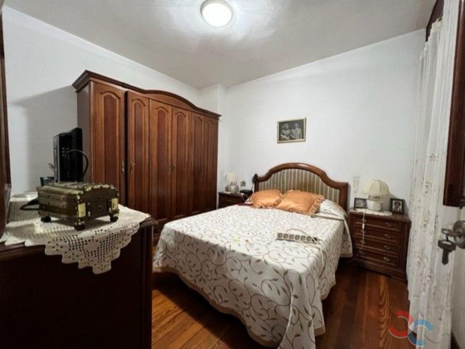 For sale of chalet in Redondela
