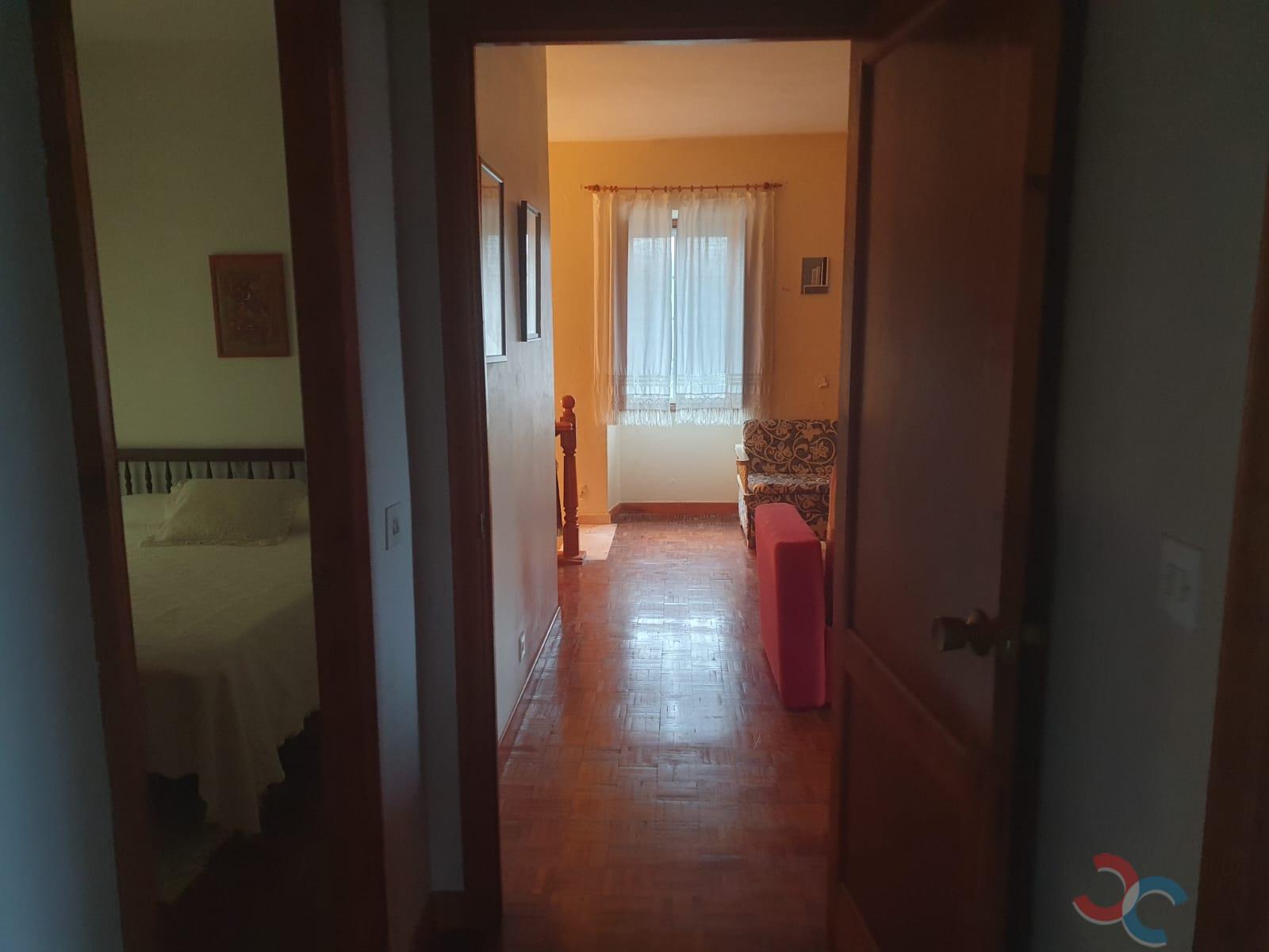 For sale of house in Moraña