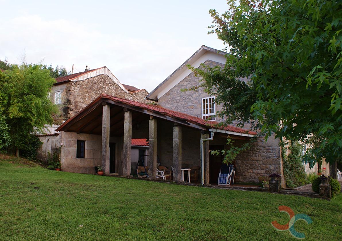 For sale of house in Moraña