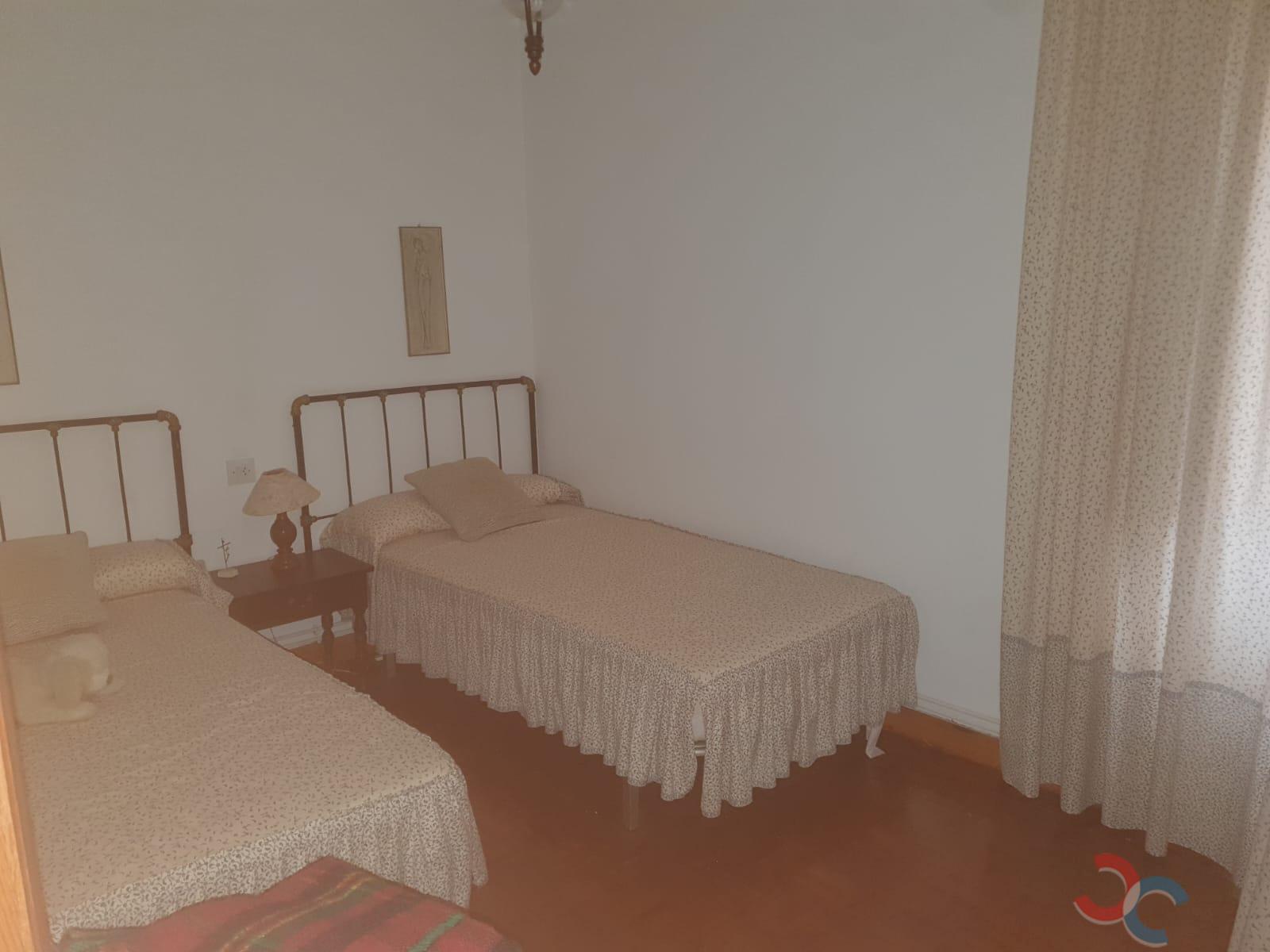 For sale of house in Moraña