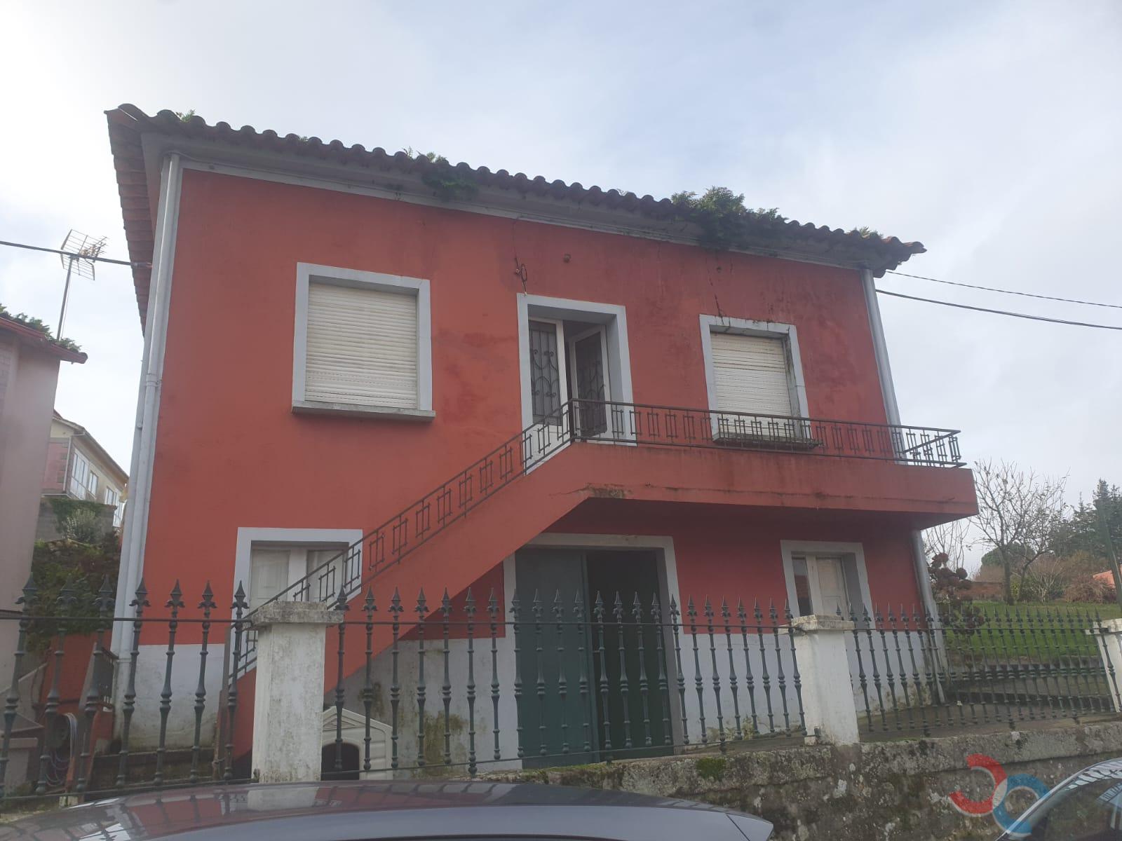 For sale of house in Vilagarcía de Arousa