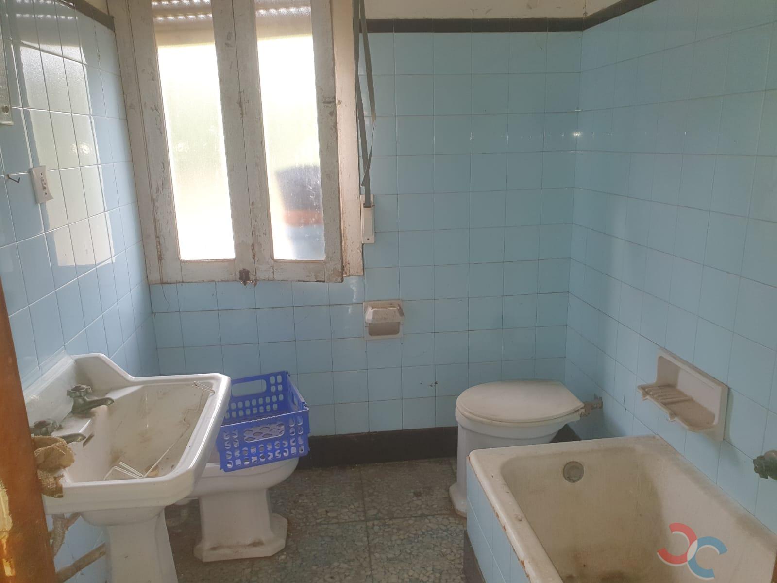 For sale of house in Vilagarcía de Arousa