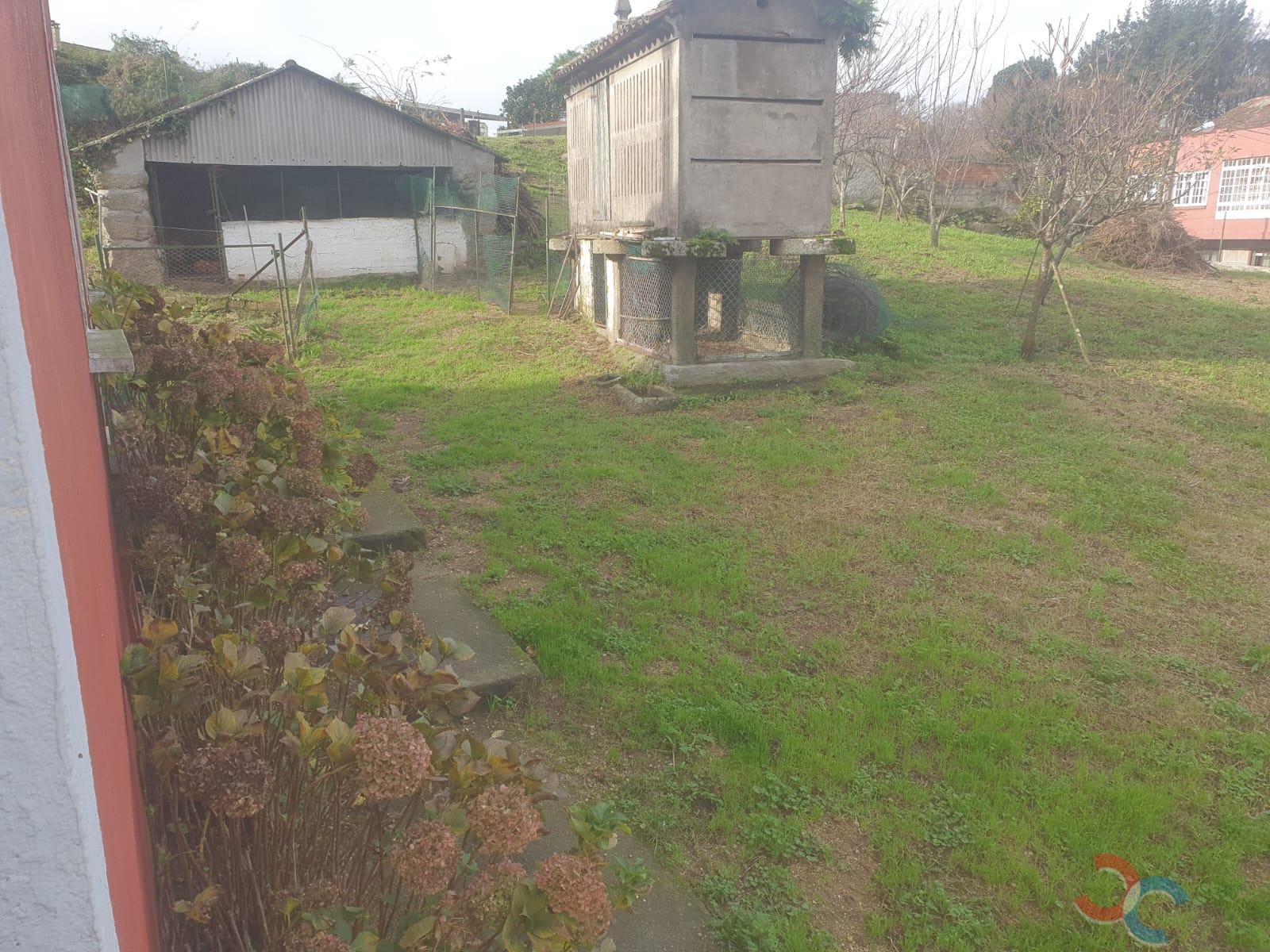 For sale of house in Vilagarcía de Arousa