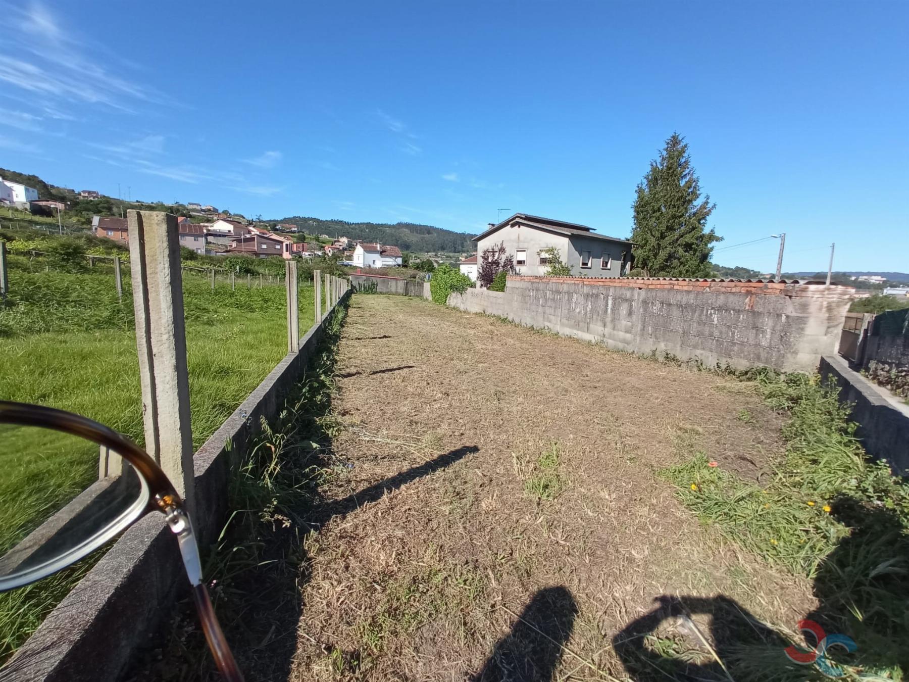 Venta de terreno en Marín