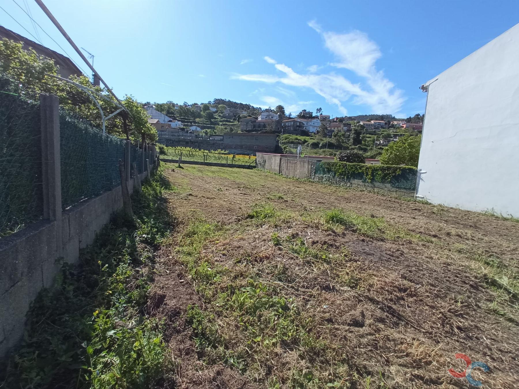 Venta de terreno en Marín