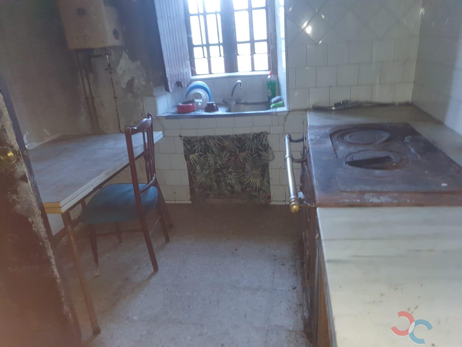 Venda de casa em Campo Lameiro