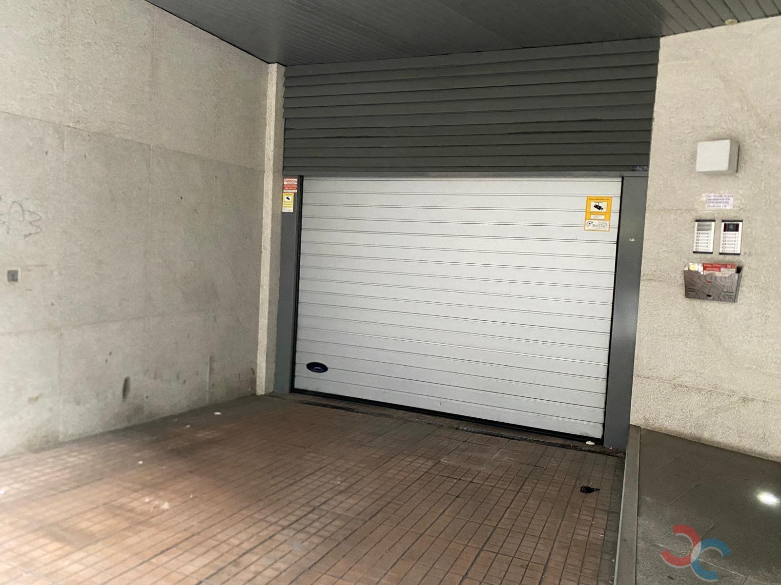 Venta de garaje en Pontevedra
