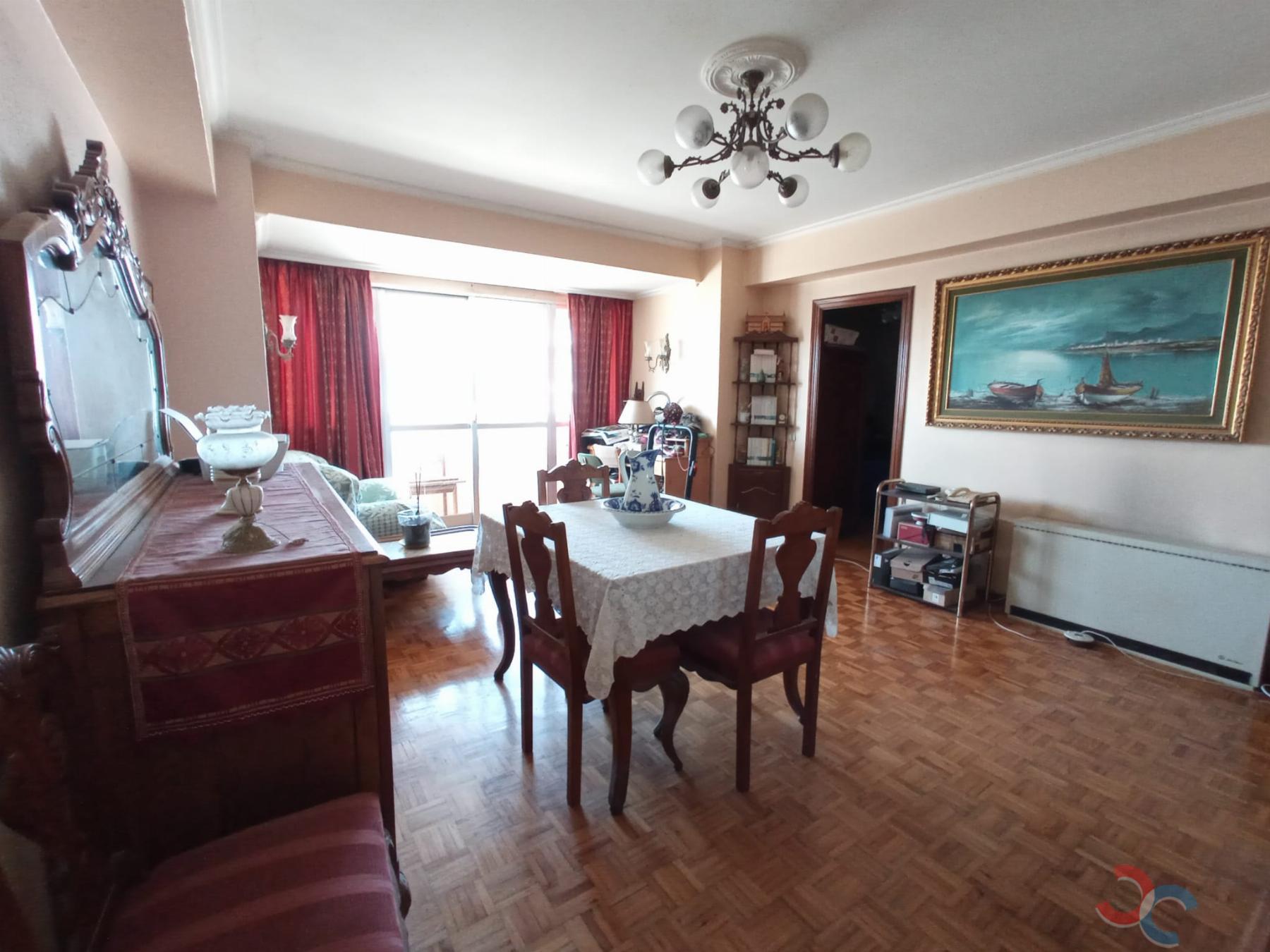 Venda de apartamento em Marín