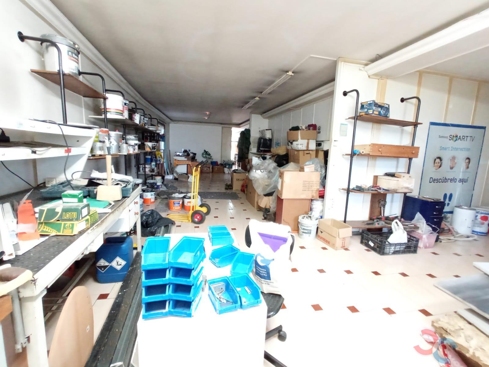 Venta de local comercial en Pontevedra