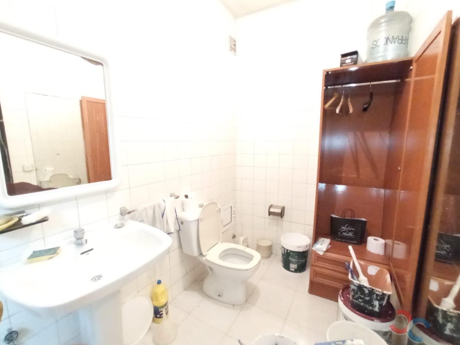 Venta de local comercial en Pontevedra