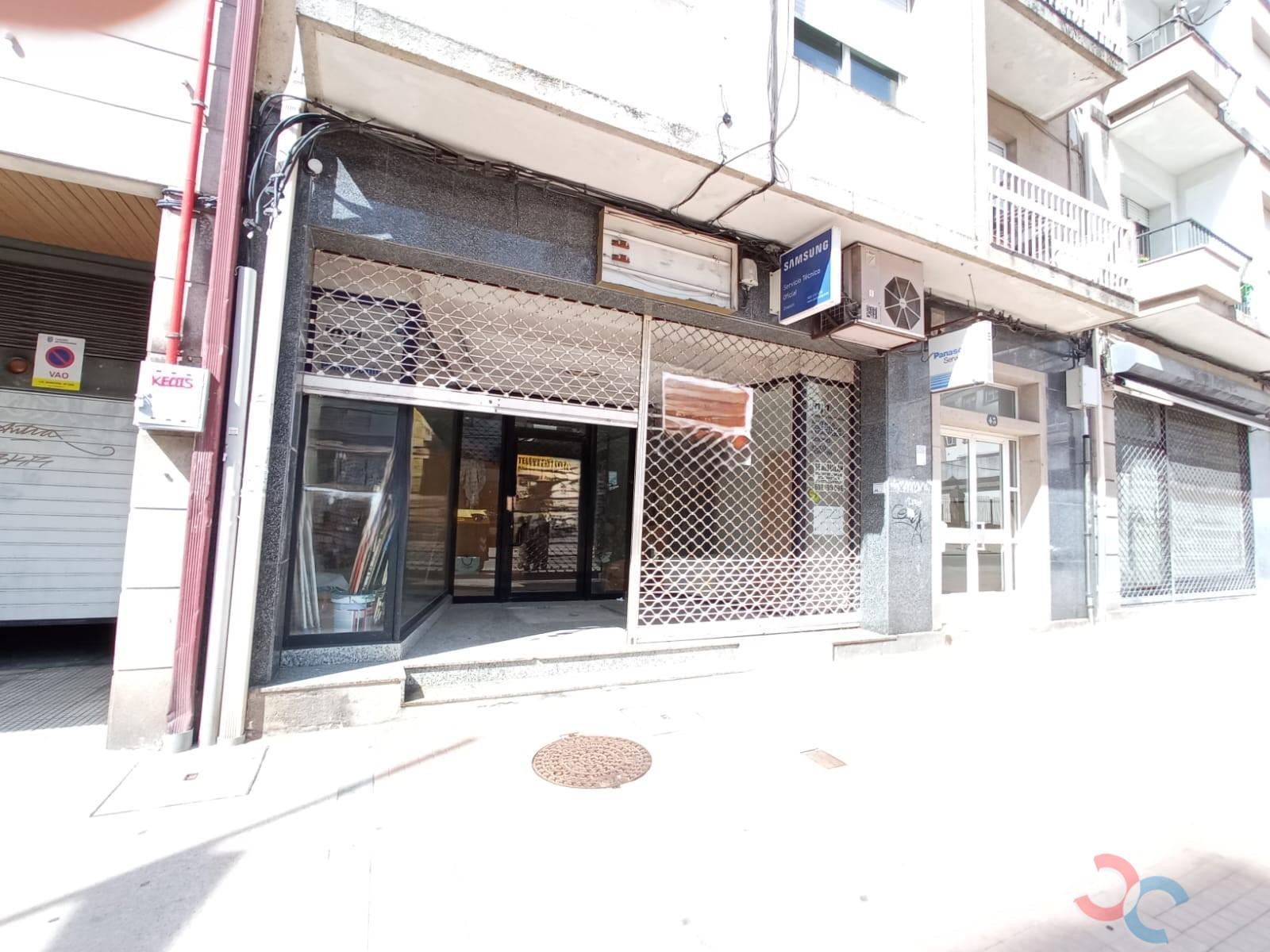Venta de local comercial en Pontevedra