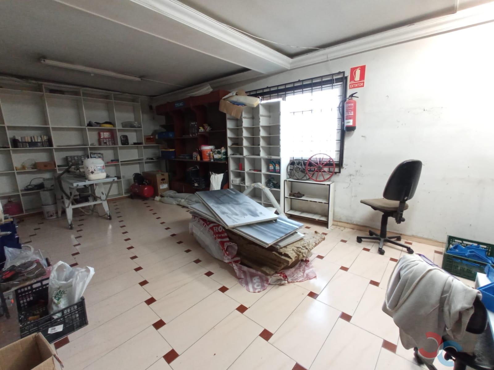 Venta de local comercial en Pontevedra